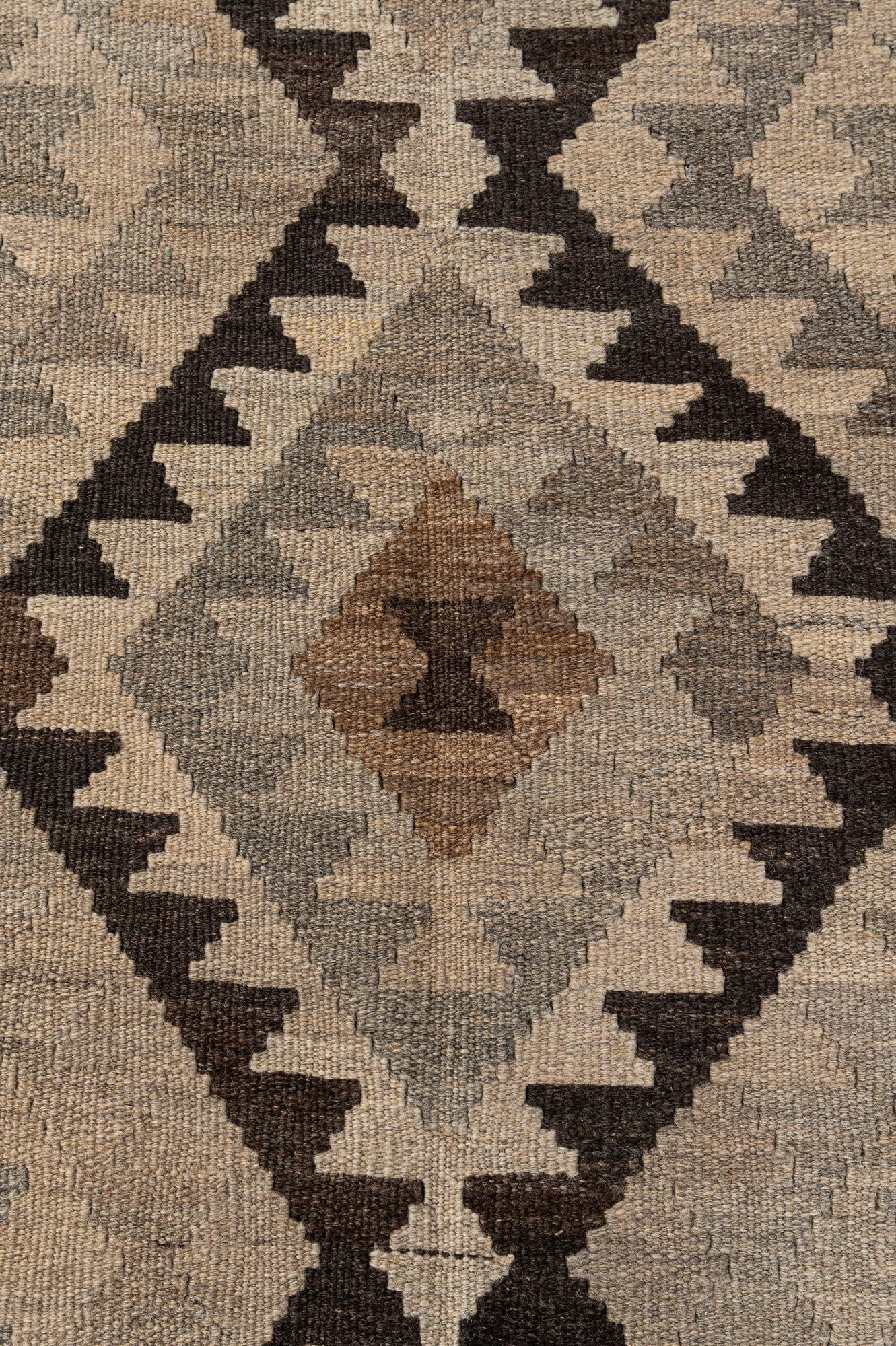 5' 2 x 6' 7 Hand Woven Kilim Maymana Wool Rug