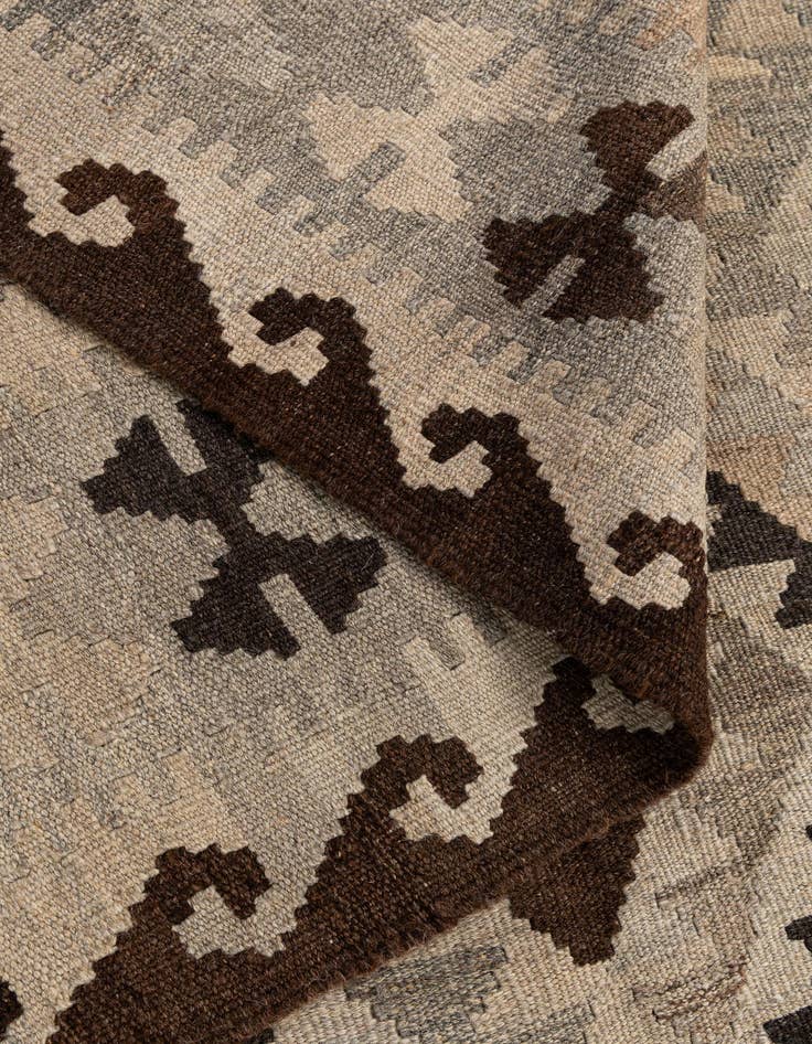 Detail image of 5' 2 x 6' 7  Hand Woven Kilim Maymana Wool Rug
