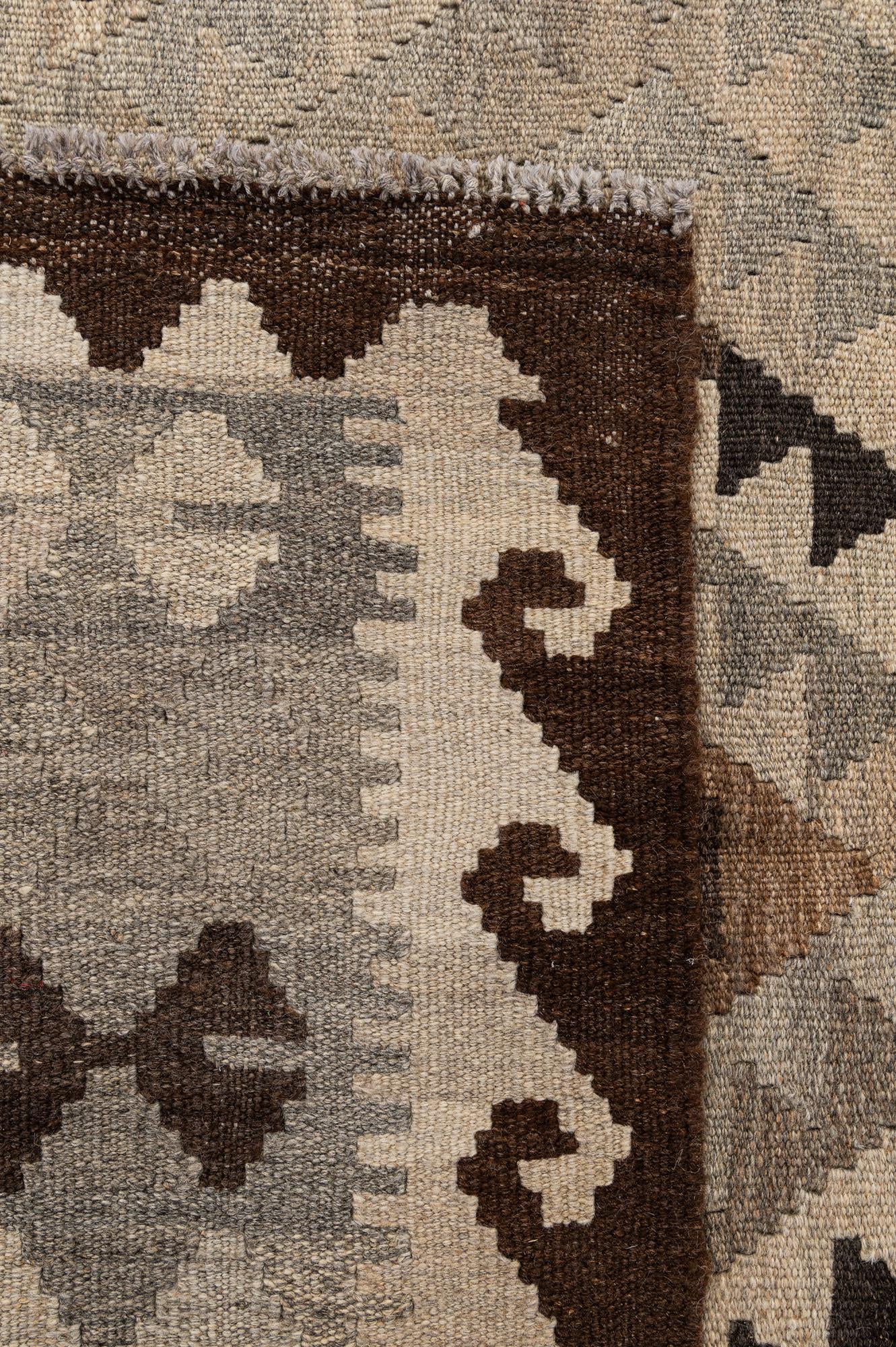 5' 2 x 6' 7 Hand Woven Kilim Maymana Wool Rug