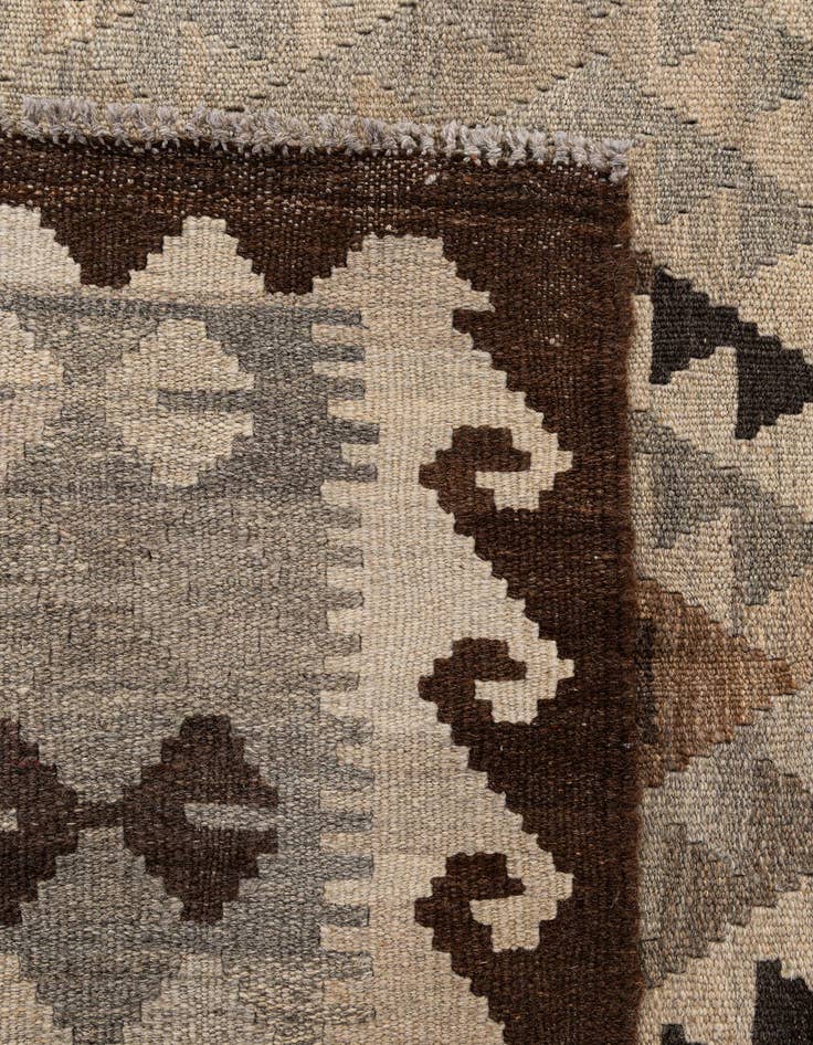 Detail image of 5' 2 x 6' 7  Hand Woven Kilim Maymana Wool Rug
