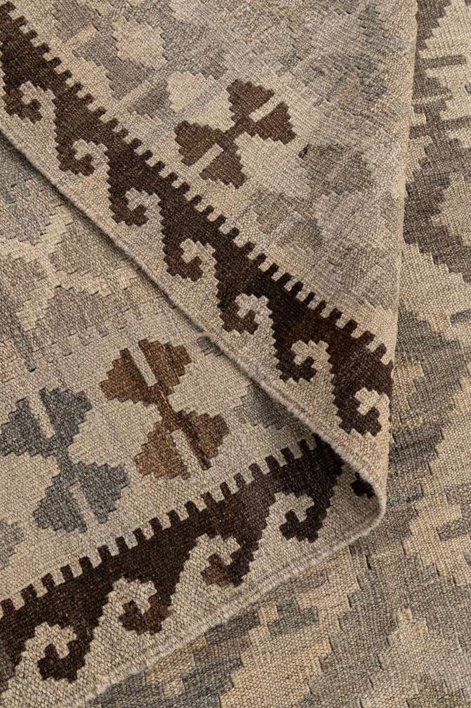 5' 3 x 6' 6 Hand Woven Kilim Maymana Wool Rug