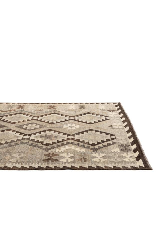 Detail image of 5' 1 x 6' 8 Hand Woven Kilim Maymana Wool Rug