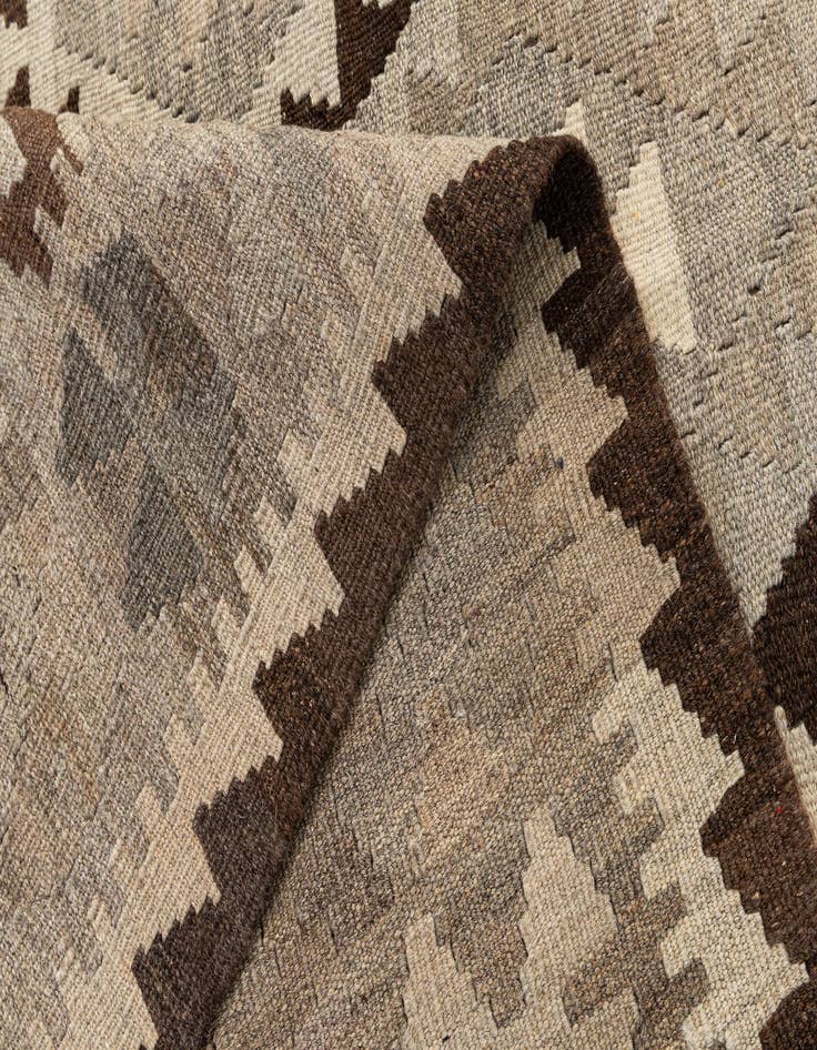 Detail image of 5' 1 x 6' 8  Hand Woven Kilim Maymana Wool Rug