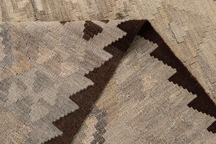 5' x 6' 9 Hand Woven Kilim Maymana Wool Rug