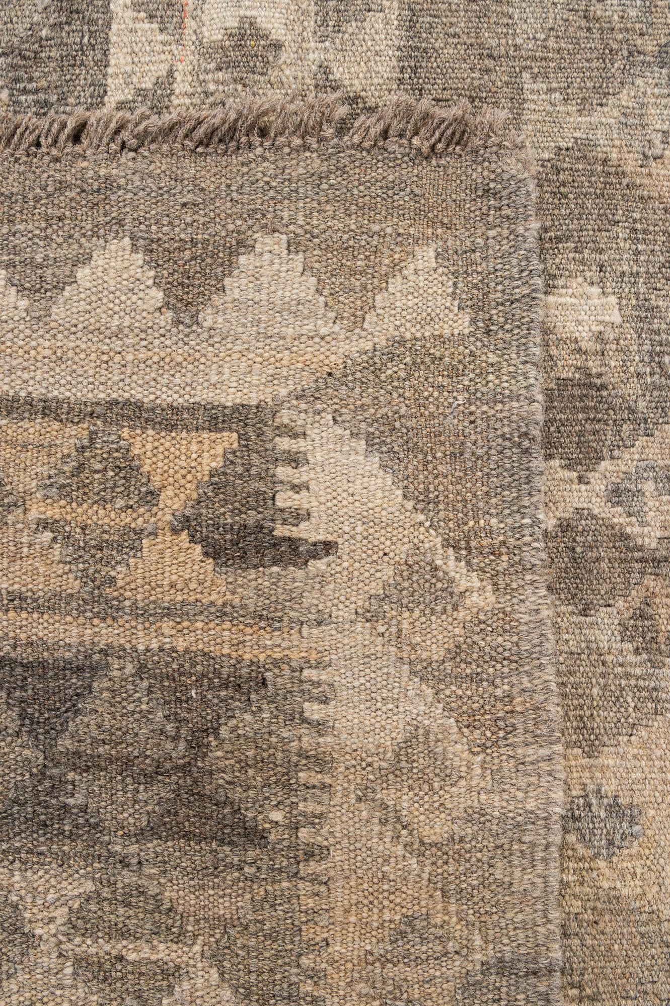 5' 1 x 6' 11 Hand Woven Kilim Maymana Wool Rug