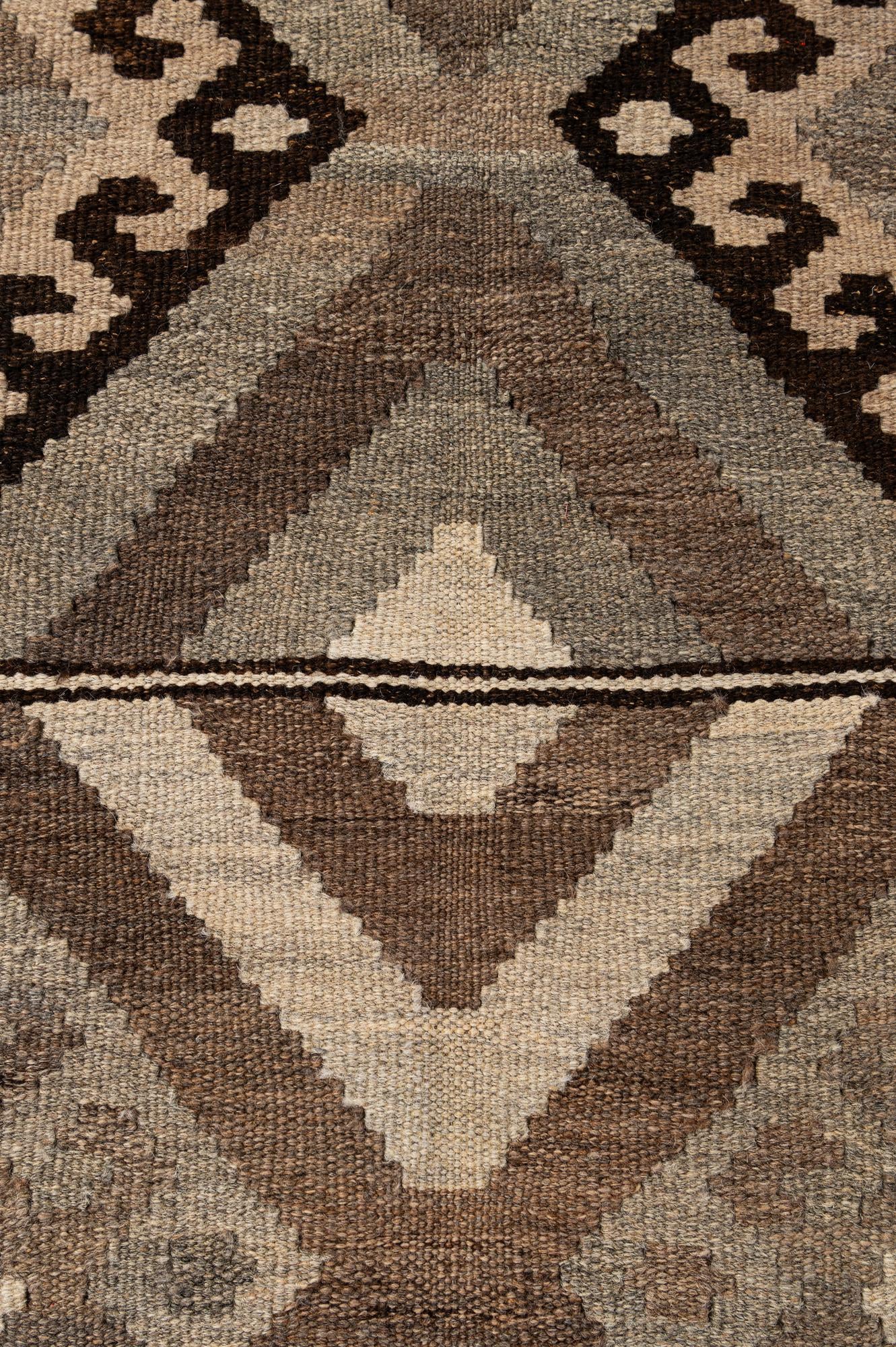 5' 2 x 6' 9 Hand Woven Kilim Maymana Wool Rug