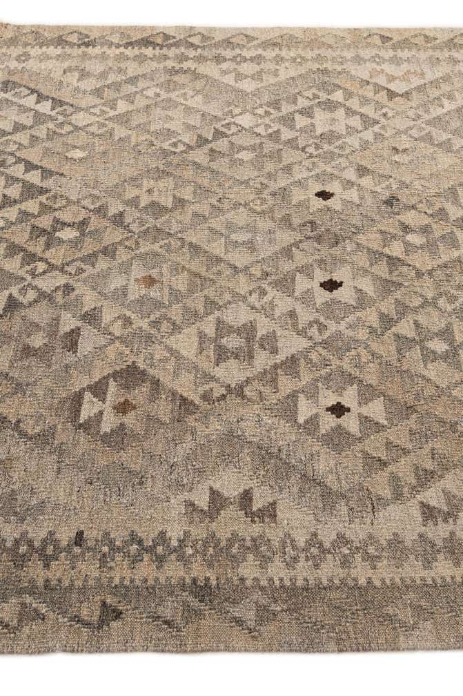 5' 4 x 6' 10 Hand Woven Kilim Maymana Wool Rug