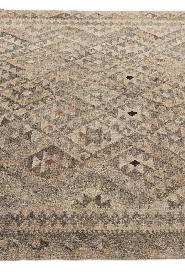 Detail image of 5' 4 x 6' 10 Hand Woven Kilim Maymana Wool Rug