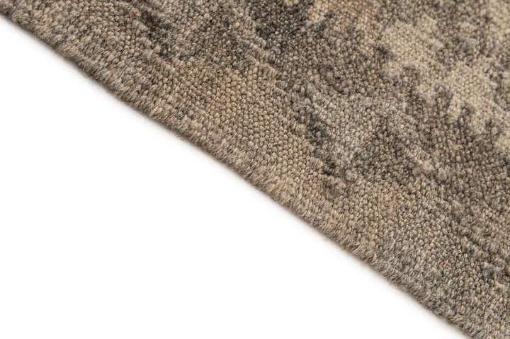5' 4 x 6' 10 Hand Woven Kilim Maymana Wool Rug