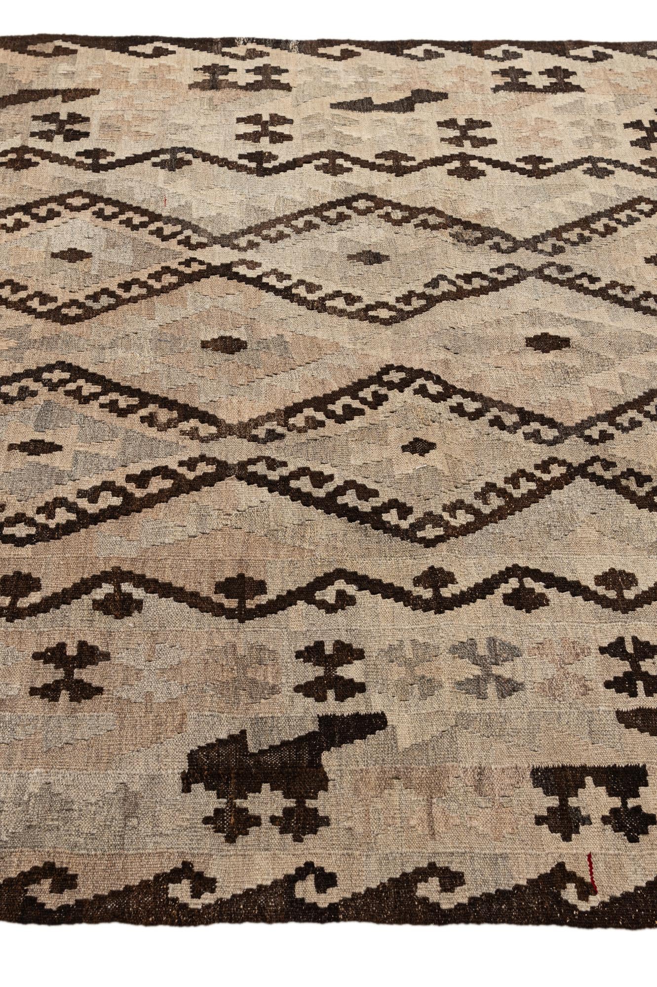 5' 4 x 6' 10 Hand Woven Kilim Maymana Wool Rug