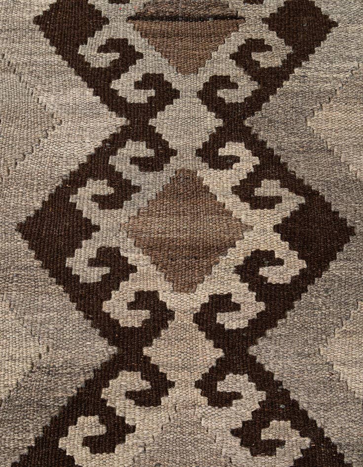 Detail image of 5' 2 x 6' 11  Hand Woven Kilim Maymana Wool Rug