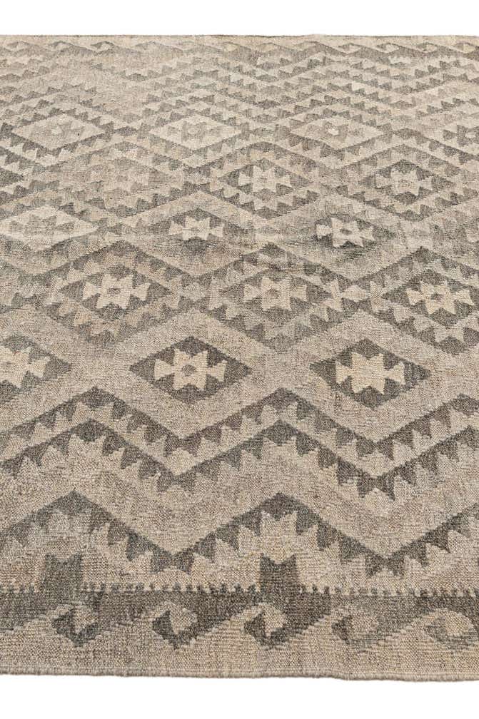 5' 3 x 6' 10 Hand Woven Kilim Maymana Wool Rug