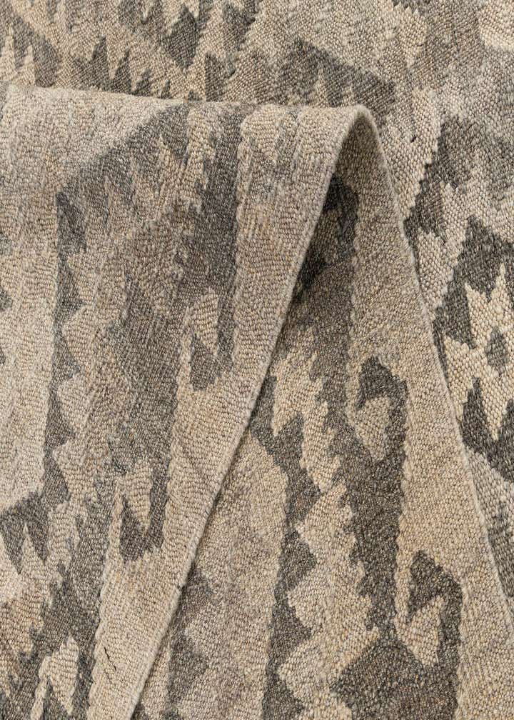 5' 3 x 6' 10 Hand Woven Kilim Maymana Wool Rug