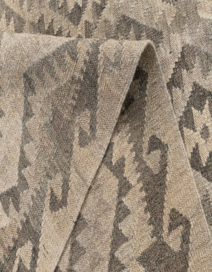 Detail image of 5' 3 x 6' 10  Hand Woven Kilim Maymana Wool Rug