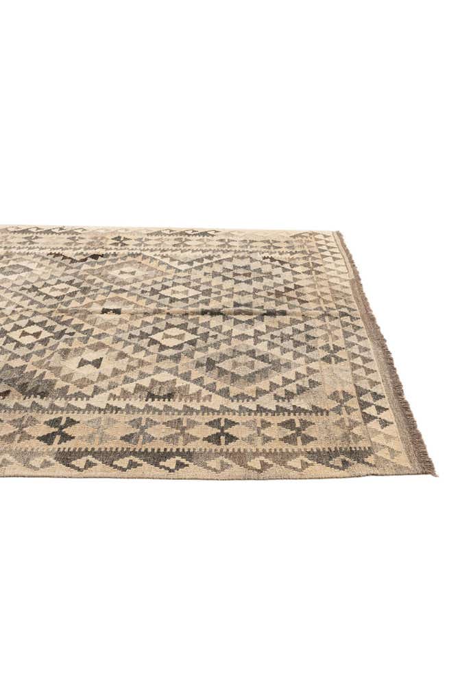 5' 5 x 6' 9 Hand Woven Kilim Maymana Wool Rug