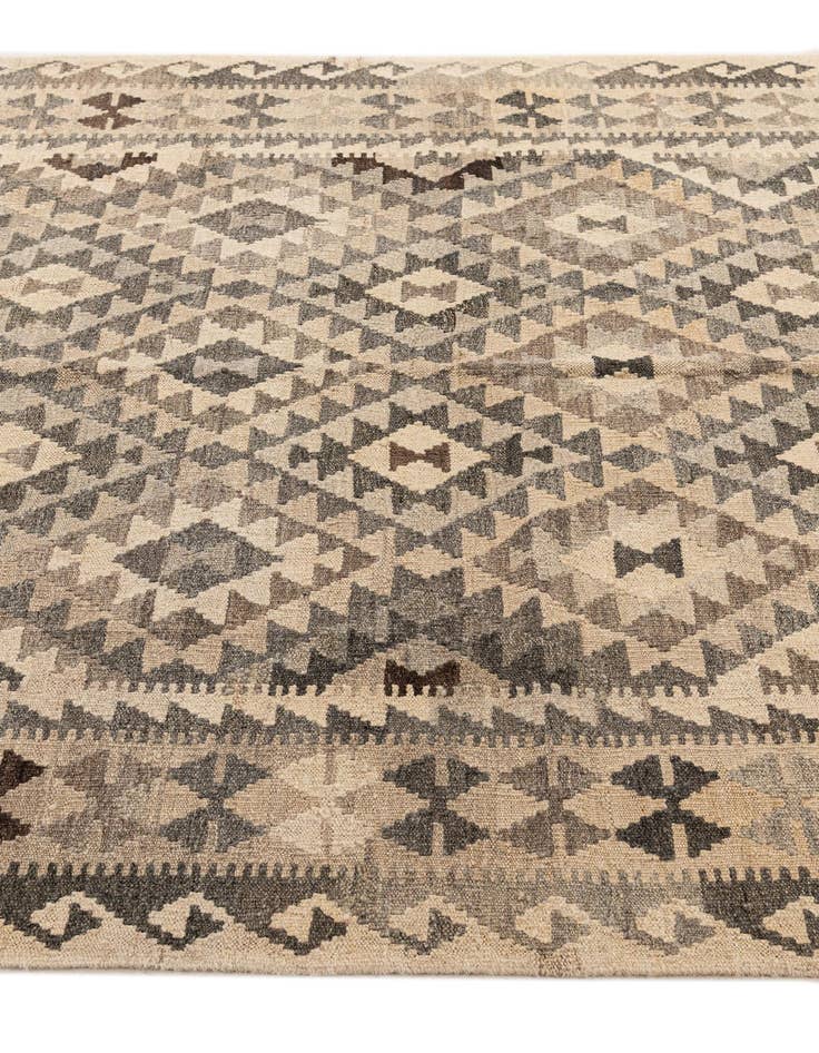 Detail image of 5' 5 x 6' 9  Hand Woven Kilim Maymana Wool Rug