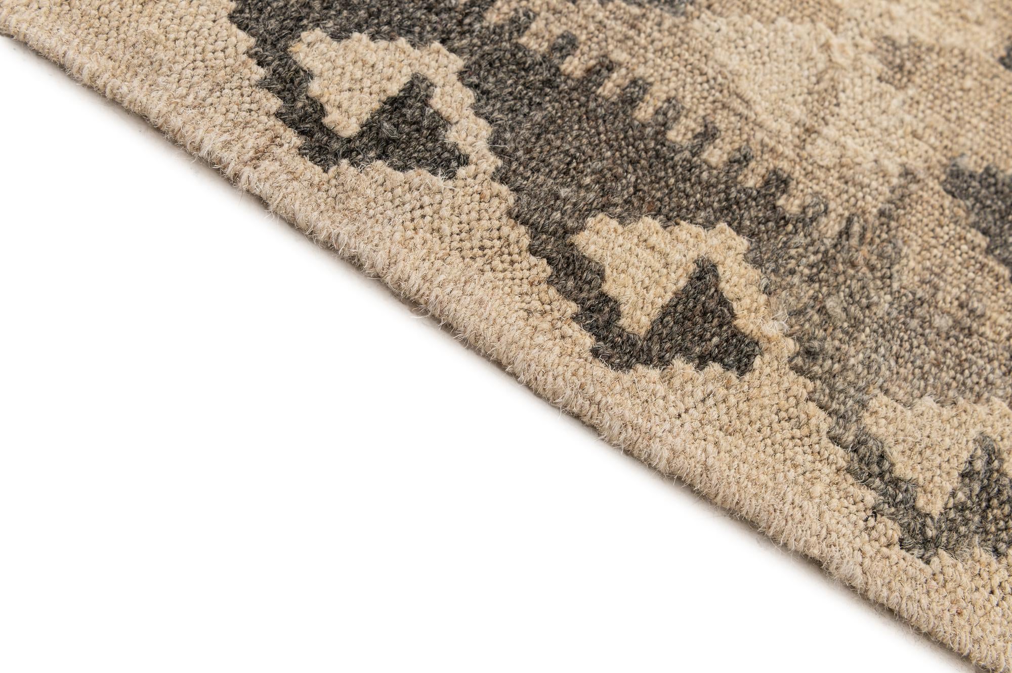 5' 5 x 6' 9 Hand Woven Kilim Maymana Wool Rug