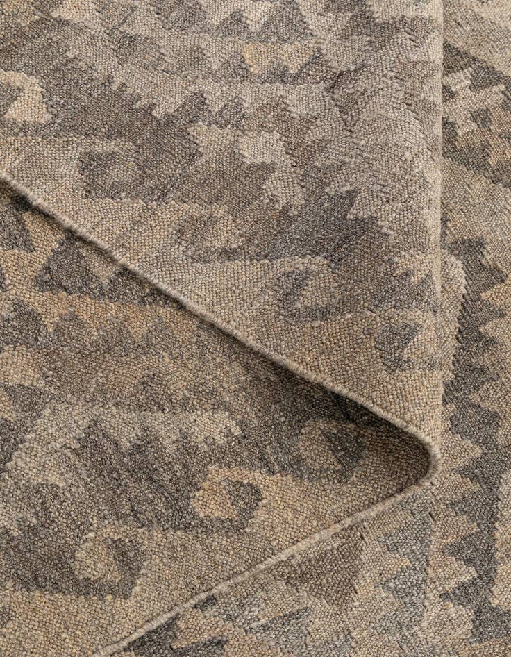 Detail image of 5' 3 x 6' 11  Hand Woven Kilim Maymana Wool Rug