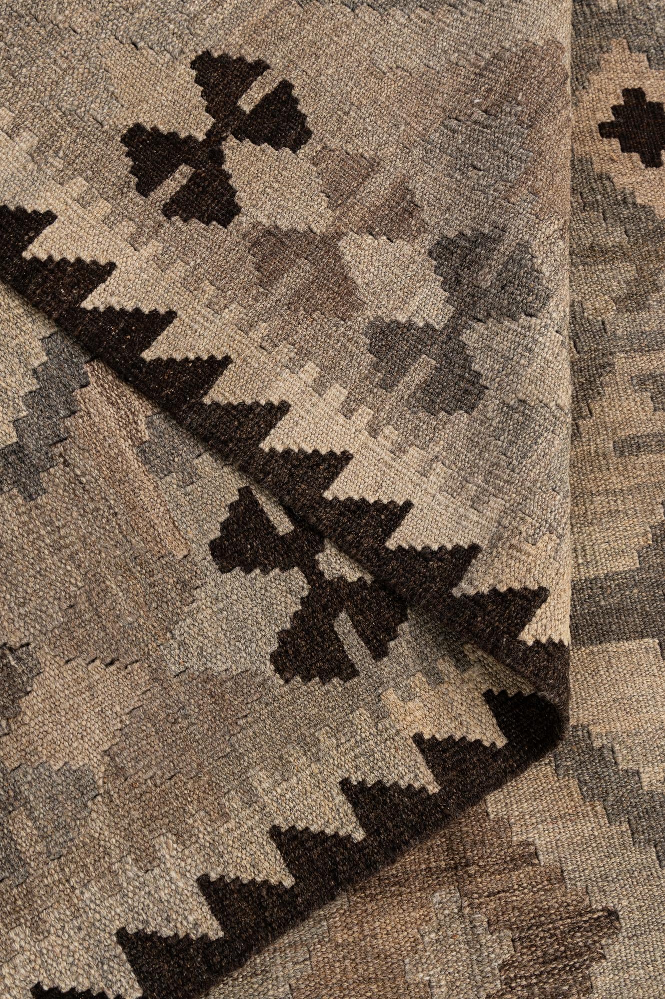 5' x 6' 9 Hand Woven Kilim Maymana Wool Rug