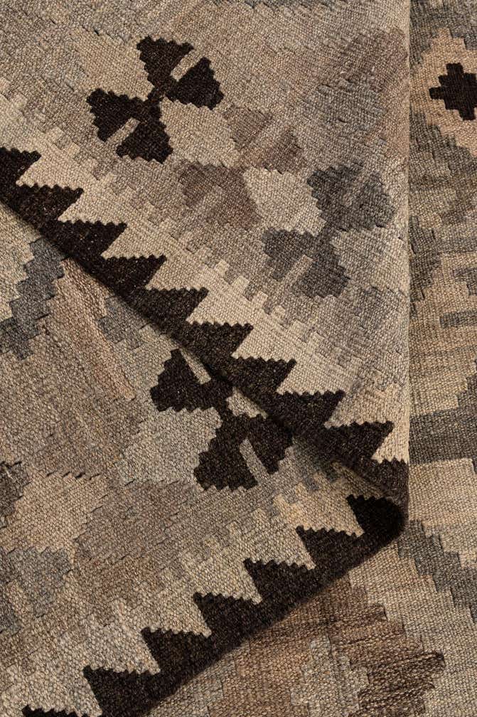 5' x 6' 9 Hand Woven Kilim Maymana Wool Rug