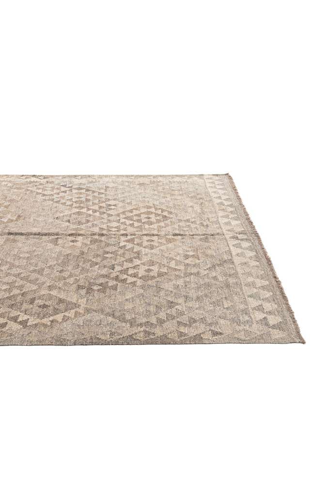 5' 4 x 8' Hand Woven Kilim Maymana Wool Rug