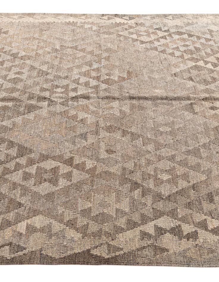 Detail image of 5' 4 x 8'  Hand Woven Kilim Maymana Wool Rug