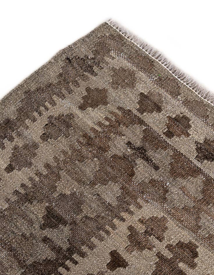 Detail image of 5' 4 x 8'  Hand Woven Kilim Maymana Wool Rug