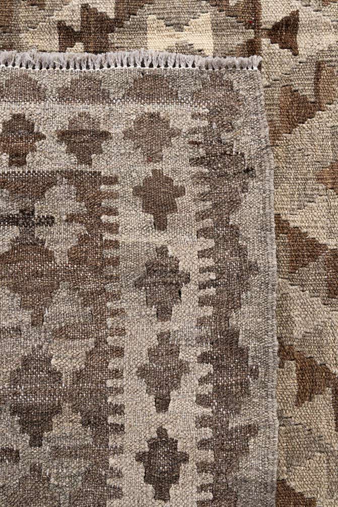 5' 4 x 8' Hand Woven Kilim Maymana Wool Rug