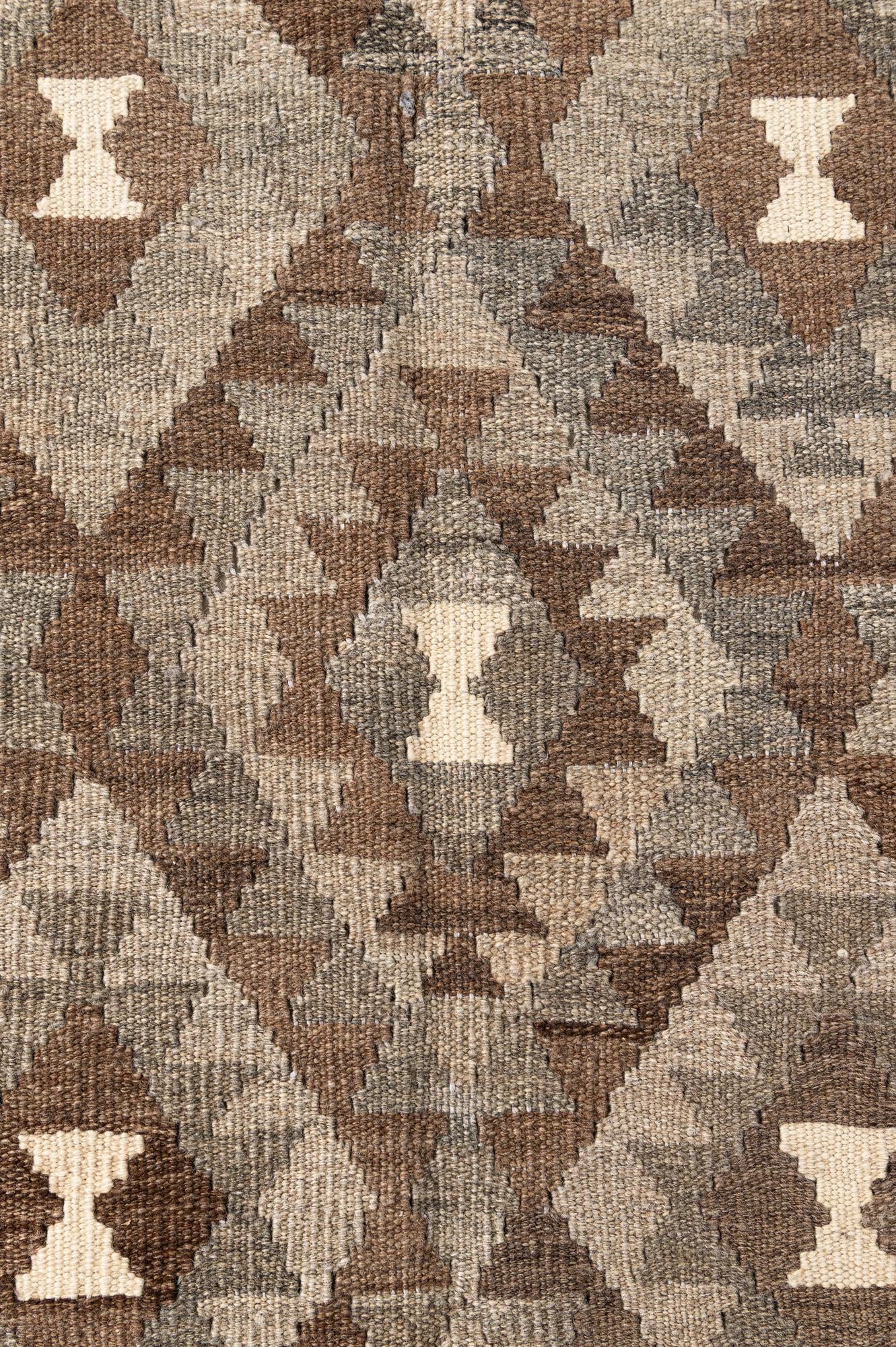 5' 4 x 8' Hand Woven Kilim Maymana Wool Rug