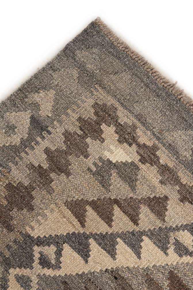 5' 7 x 6' 10 Hand Woven Kilim Maymana Wool Rug