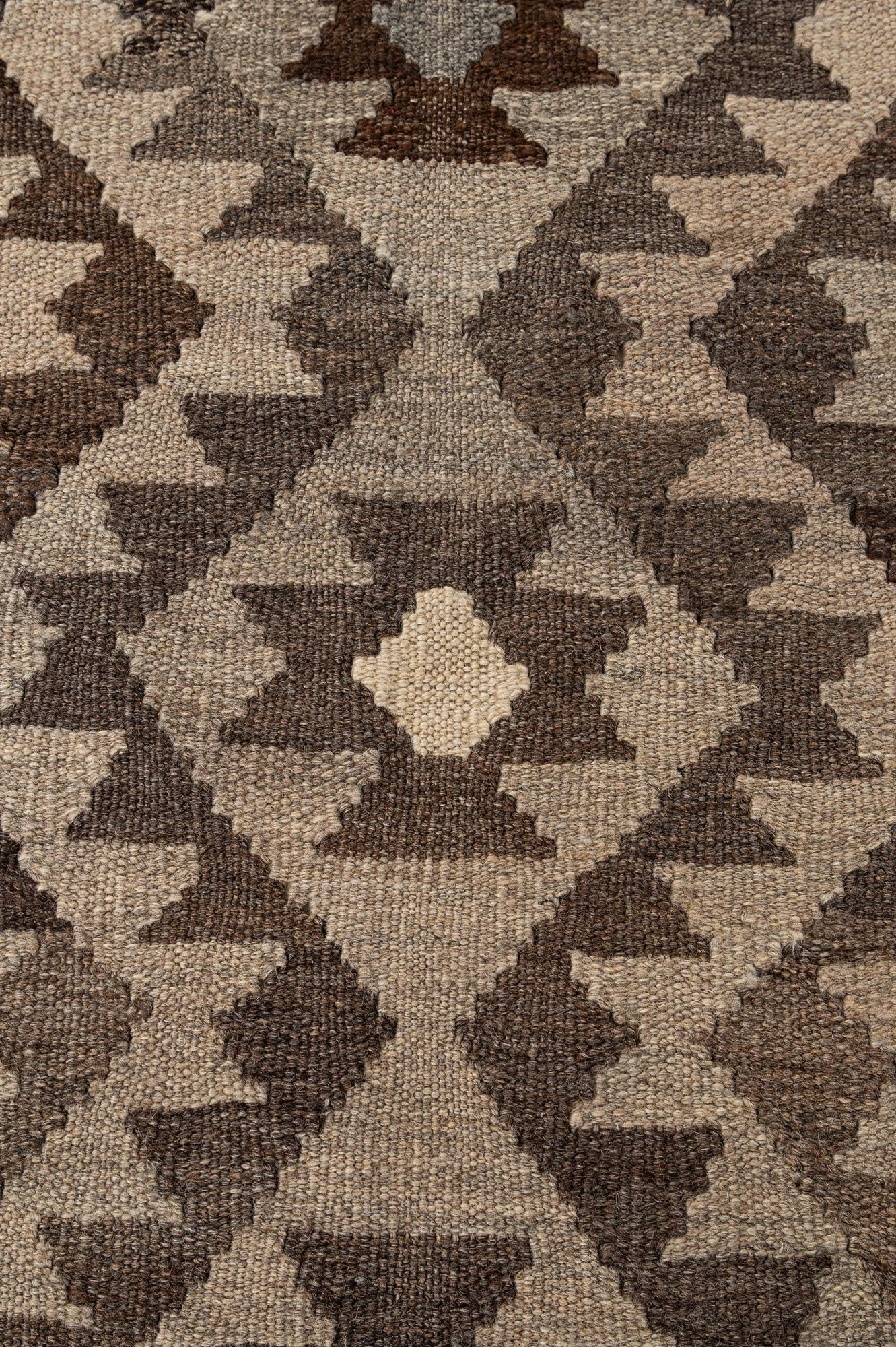 5' 4 x 6' 8 Hand Woven Kilim Maymana Wool Rug