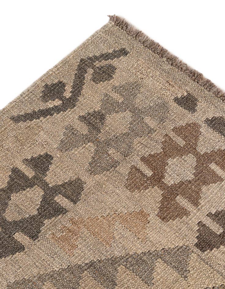 Detail image of 5' 8 x 7' 8  Hand Woven Kilim Maymana Wool Rug