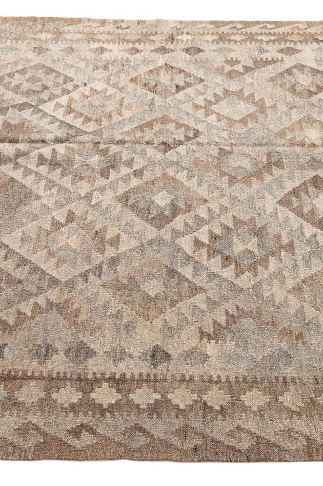 Detail image of 5' 7 x 7' 8 Hand Woven Kilim Maymana Wool Rug