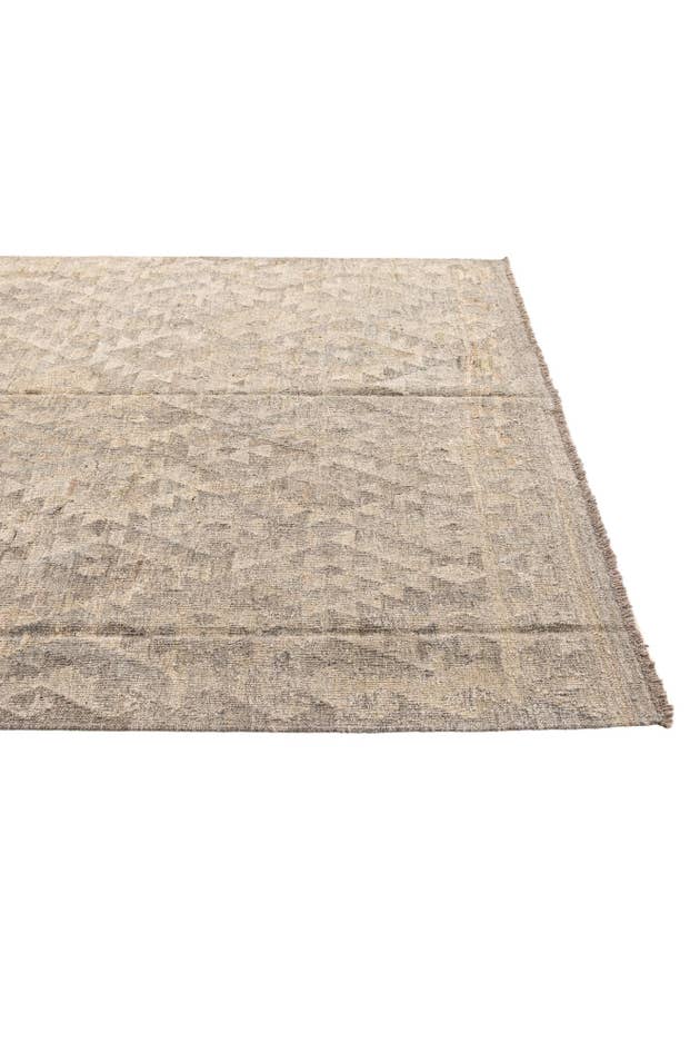 Detail image of 5' 9 x 7' 8 Hand Woven Kilim Maymana Wool Rug