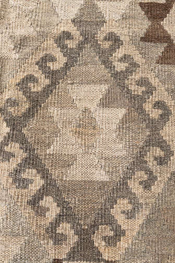 5' 9 x 7' 11 Hand Woven Kilim Maymana Wool Rug