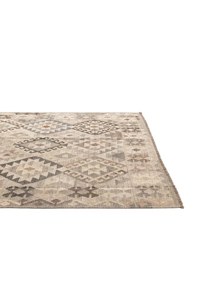 Detail image of 5' 8 x 7' 10 Hand Woven Kilim Maymana Wool Rug