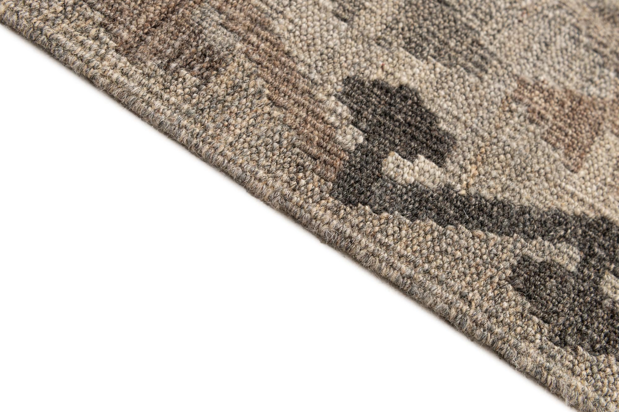 5' 8 x 7' 10 Hand Woven Kilim Maymana Wool Rug