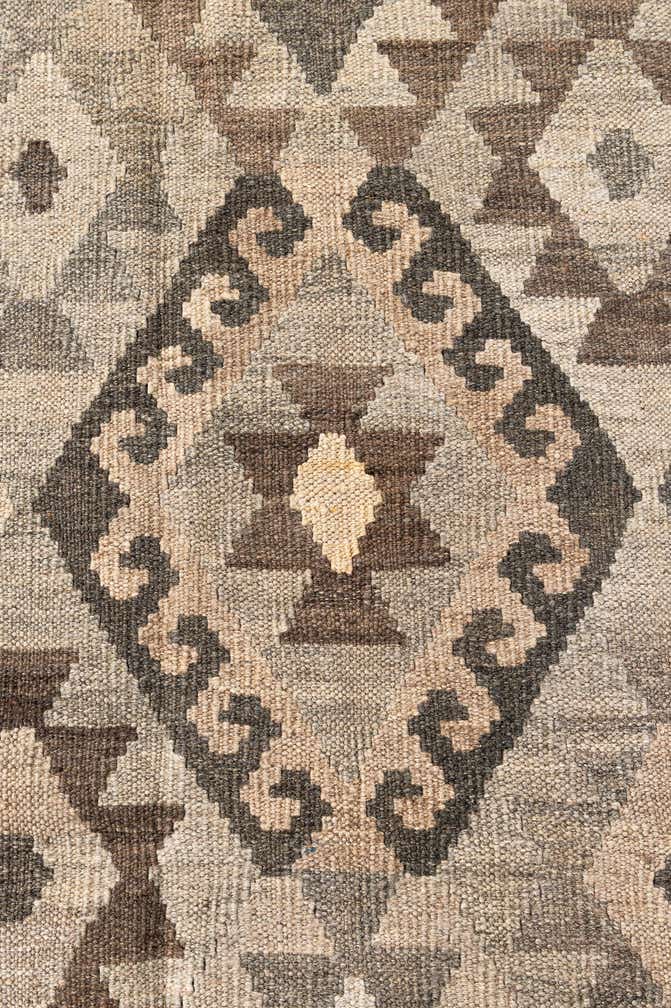 5' 7 x 7' 10 Hand Woven Kilim Maymana Wool Rug