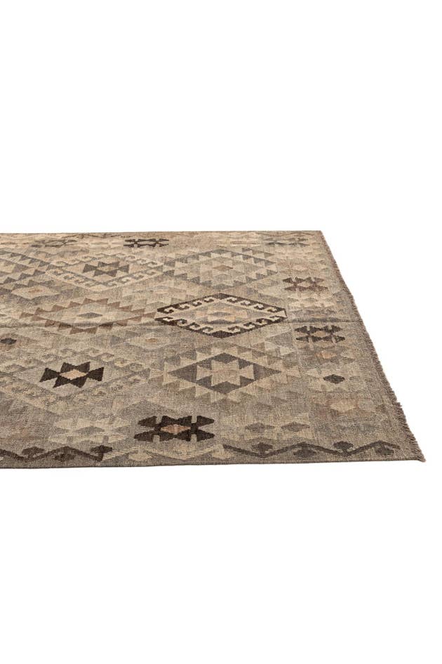 Detail image of 5' 9 x 7' 11 Hand Woven Kilim Maymana Wool Rug