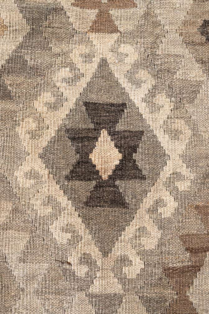 5' 9 x 7' 11 Hand Woven Kilim Maymana Wool Rug