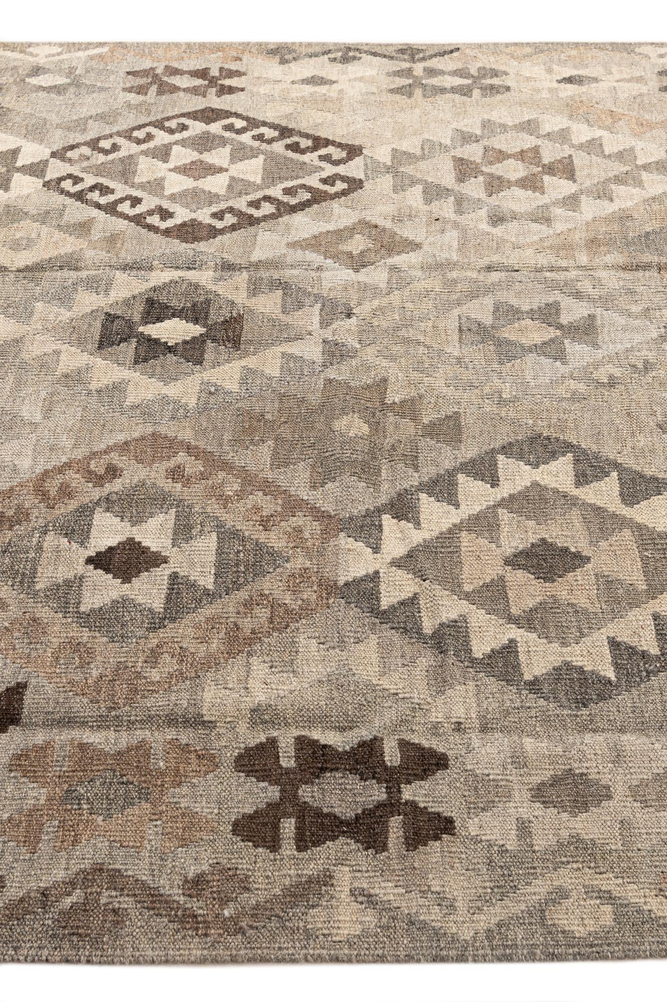 5' 9 x 7' 9 Hand Woven Kilim Maymana Wool Rug