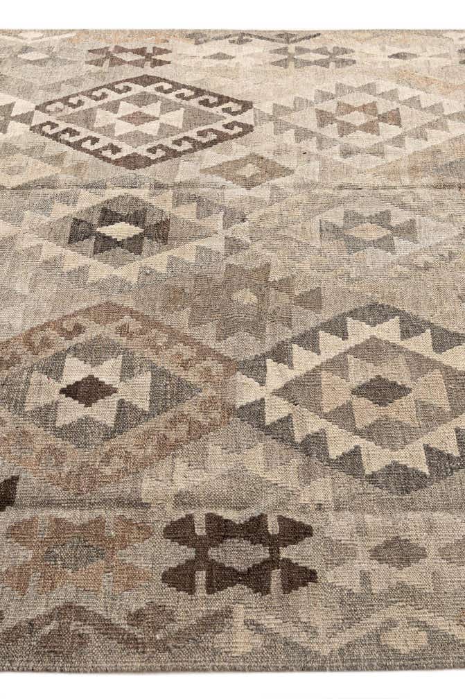 5' 9 x 7' 9 Hand Woven Kilim Maymana Wool Rug