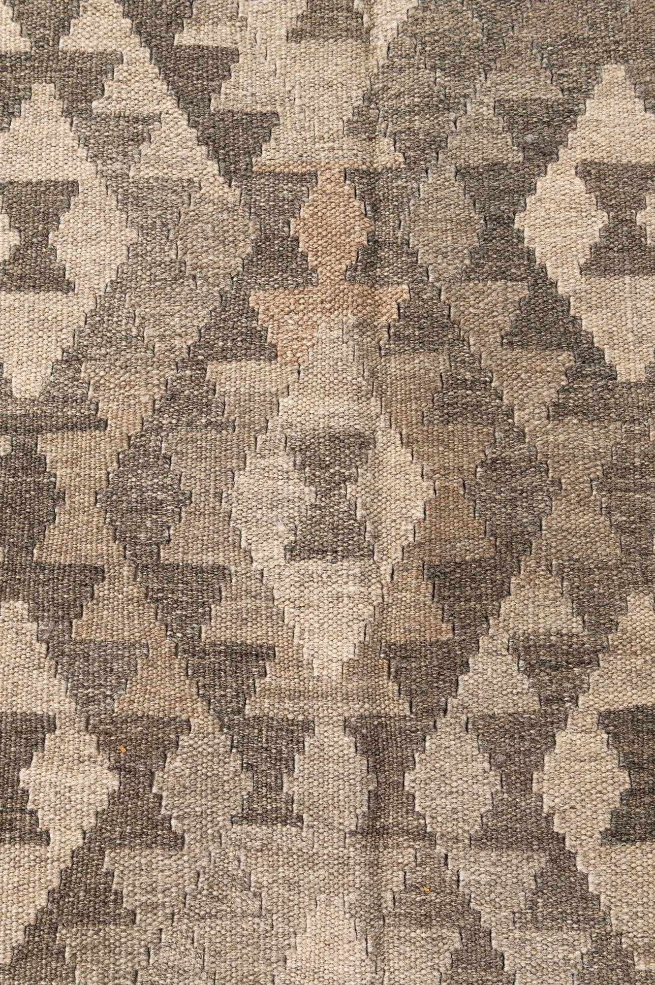 5' 8 x 7' 11 Hand Woven Kilim Maymana Wool Rug