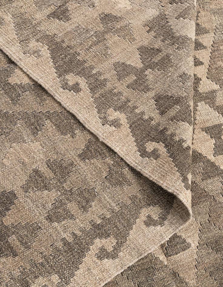 Detail image of 5' 8 x 7' 11  Hand Woven Kilim Maymana Wool Rug