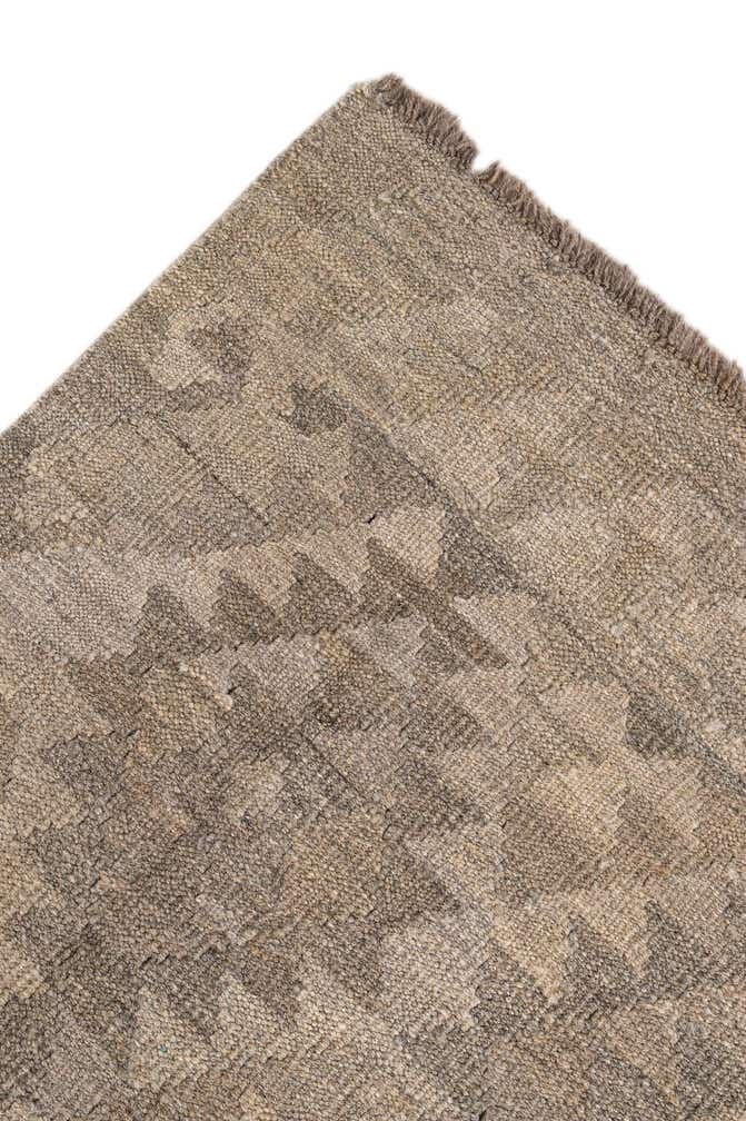 5' 7 x 7' 10 Hand Woven Kilim Maymana Wool Rug