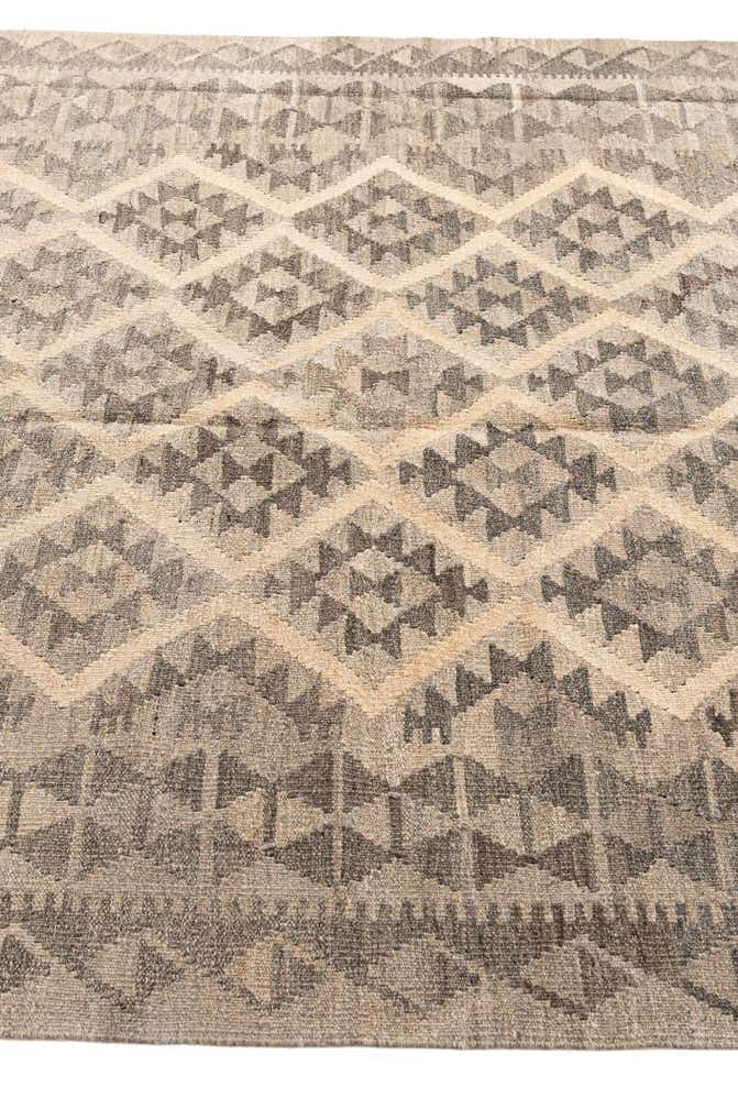 5' 7 x 8' Hand Woven Kilim Maymana Wool Rug