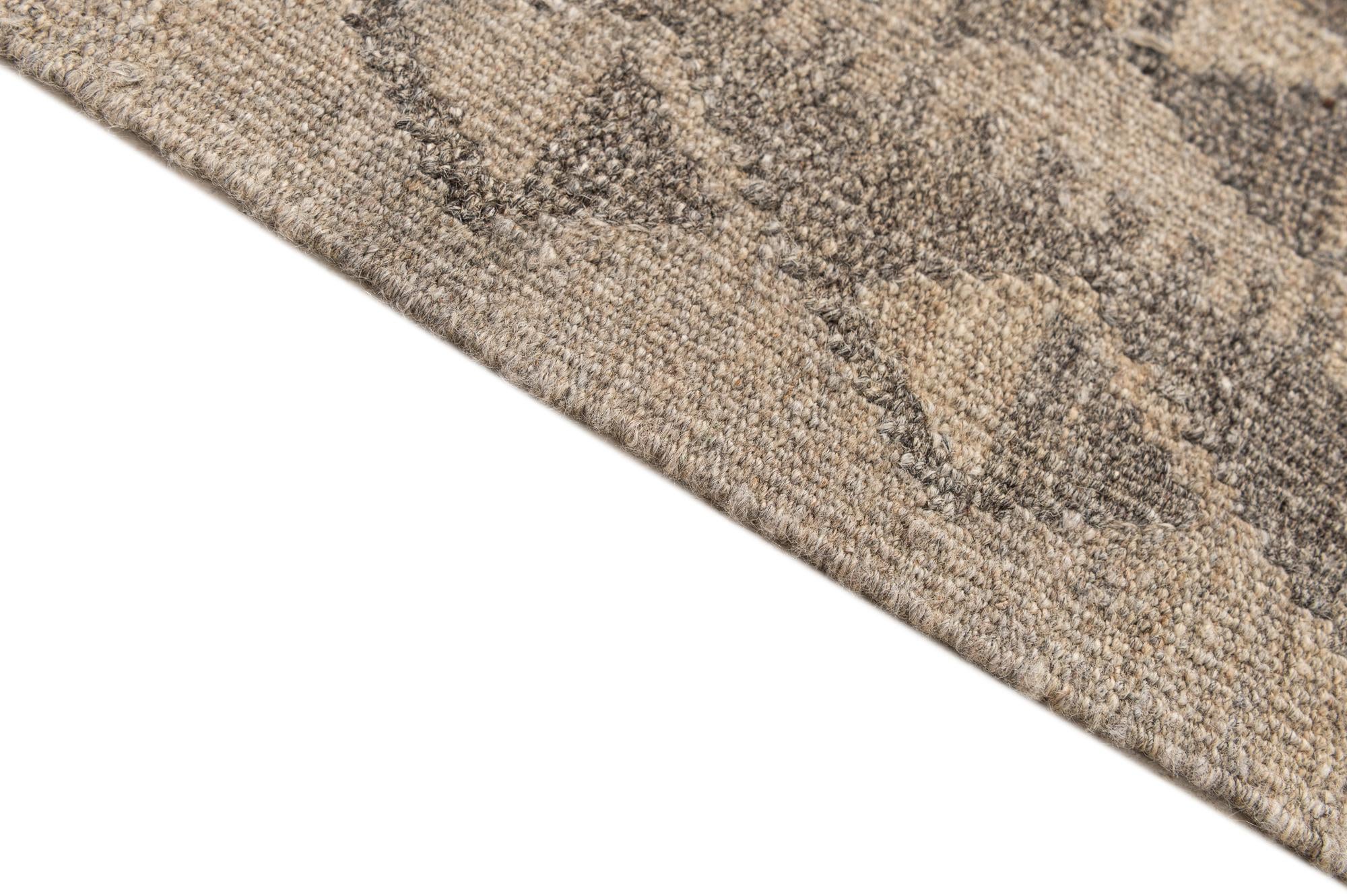 5' 7 x 8' Hand Woven Kilim Maymana Wool Rug