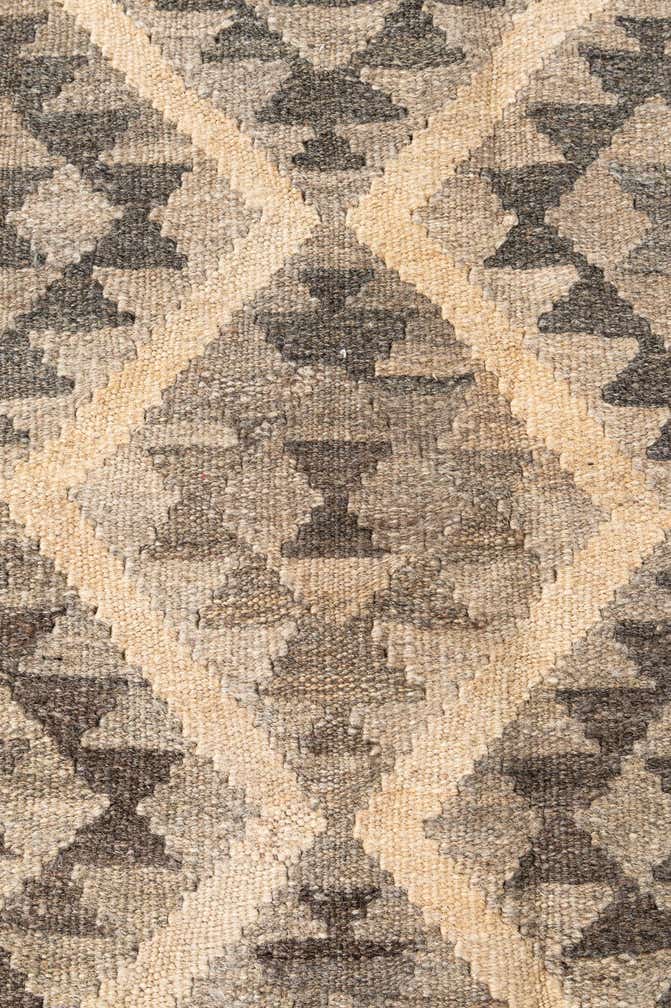 5' 7 x 8' Hand Woven Kilim Maymana Wool Rug