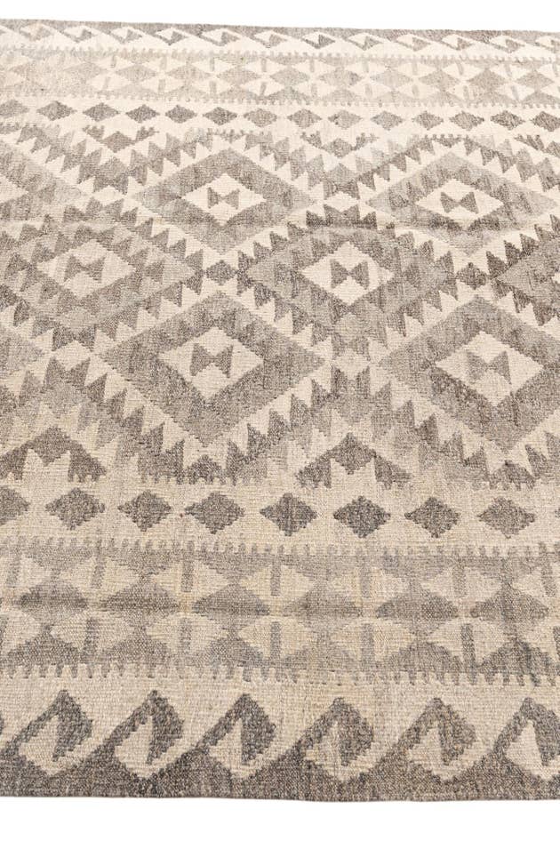 Detail image of 5' 8 x 8' 2 Hand Woven Kilim Maymana Wool Rug