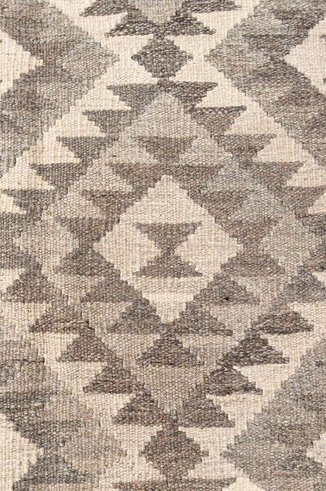 5' 8 x 8' 2 Hand Woven Kilim Maymana Wool Rug